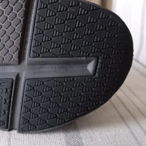 'On Cloud' Shoe Black/Eclipse size 9.5 EUC #5598626 - Picture 15 of 16